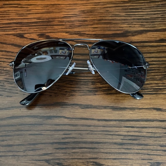 FRYE AND CO. Accessories New Without Tags Frye And Co Sunglasses